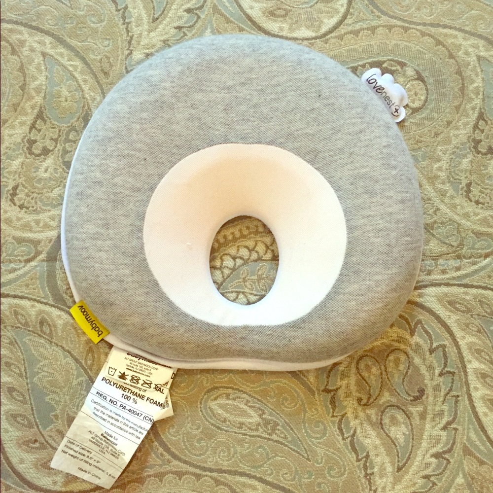 Baby Moov flat head pillow